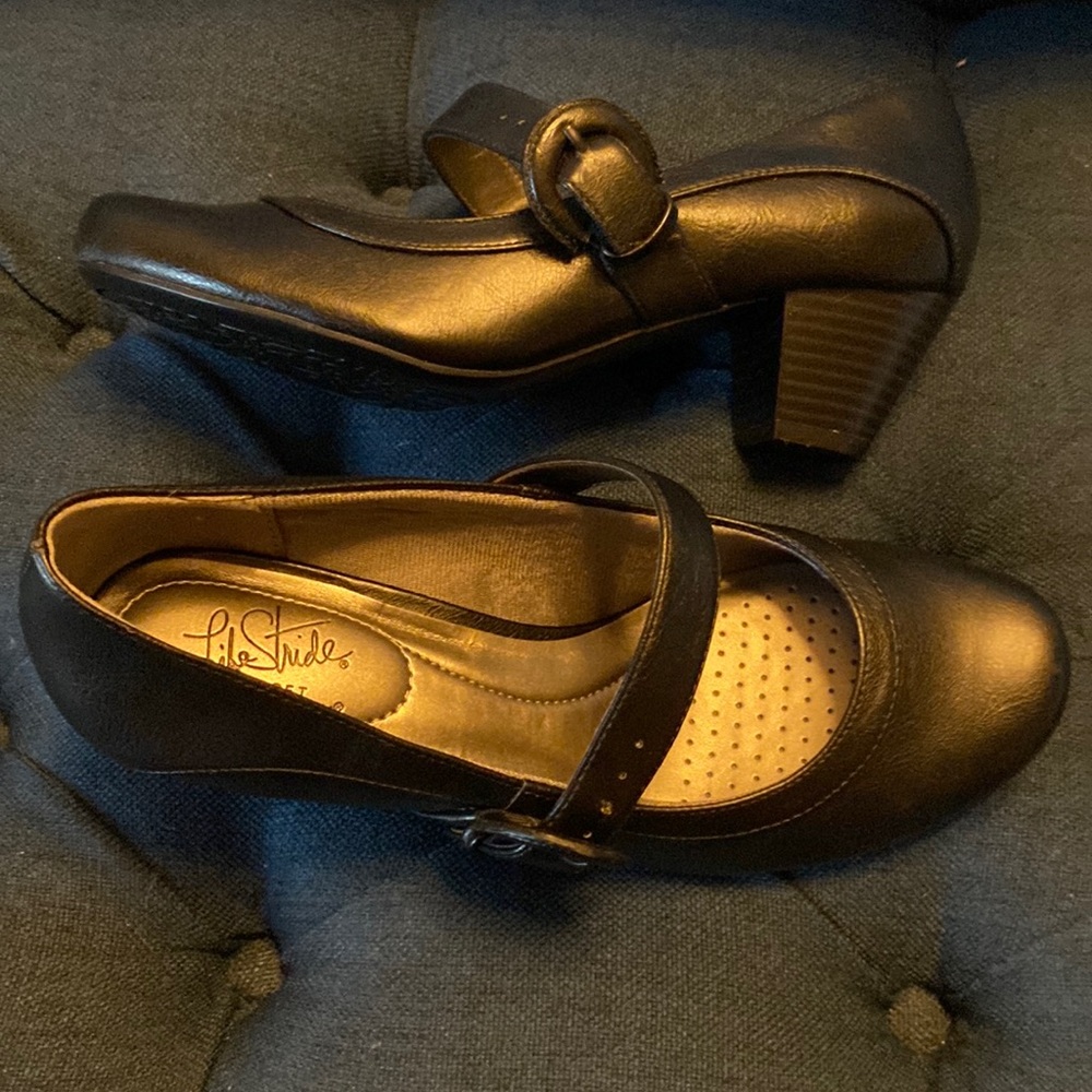 LifeStrides Soft System Mary Janes